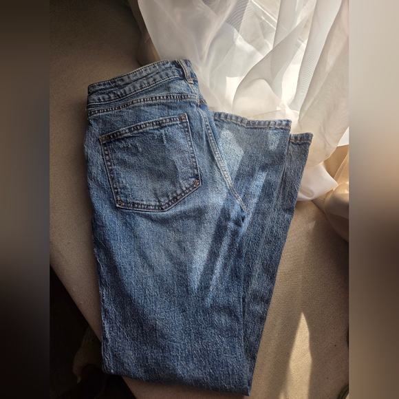 Pilcro Jeans Women's 27 Medium Wash Distressed Denim Slim Straight Leg Jeans - Picture 7 of 9